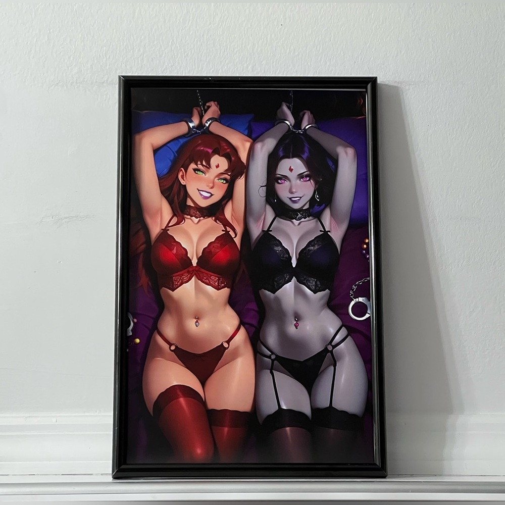 Teen Titans Starfire Raven art Poster